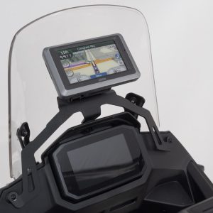 Navi-Halter im Cockpit