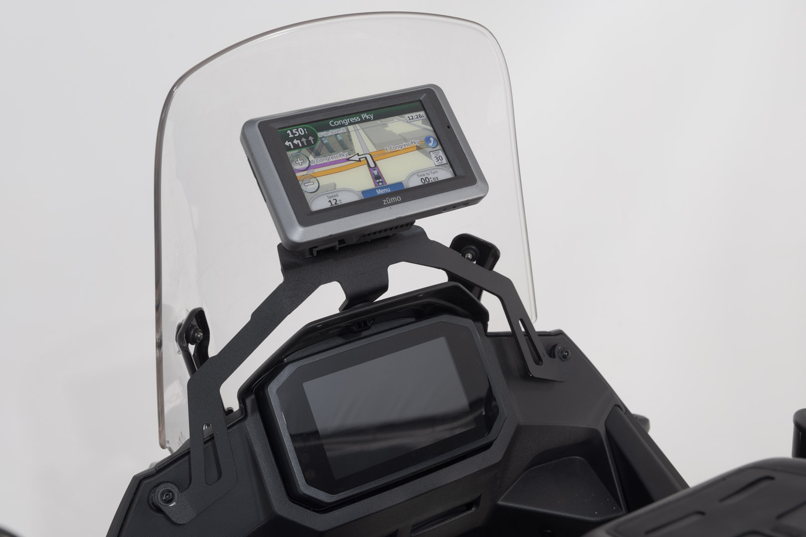 Navi-Halter im Cockpit