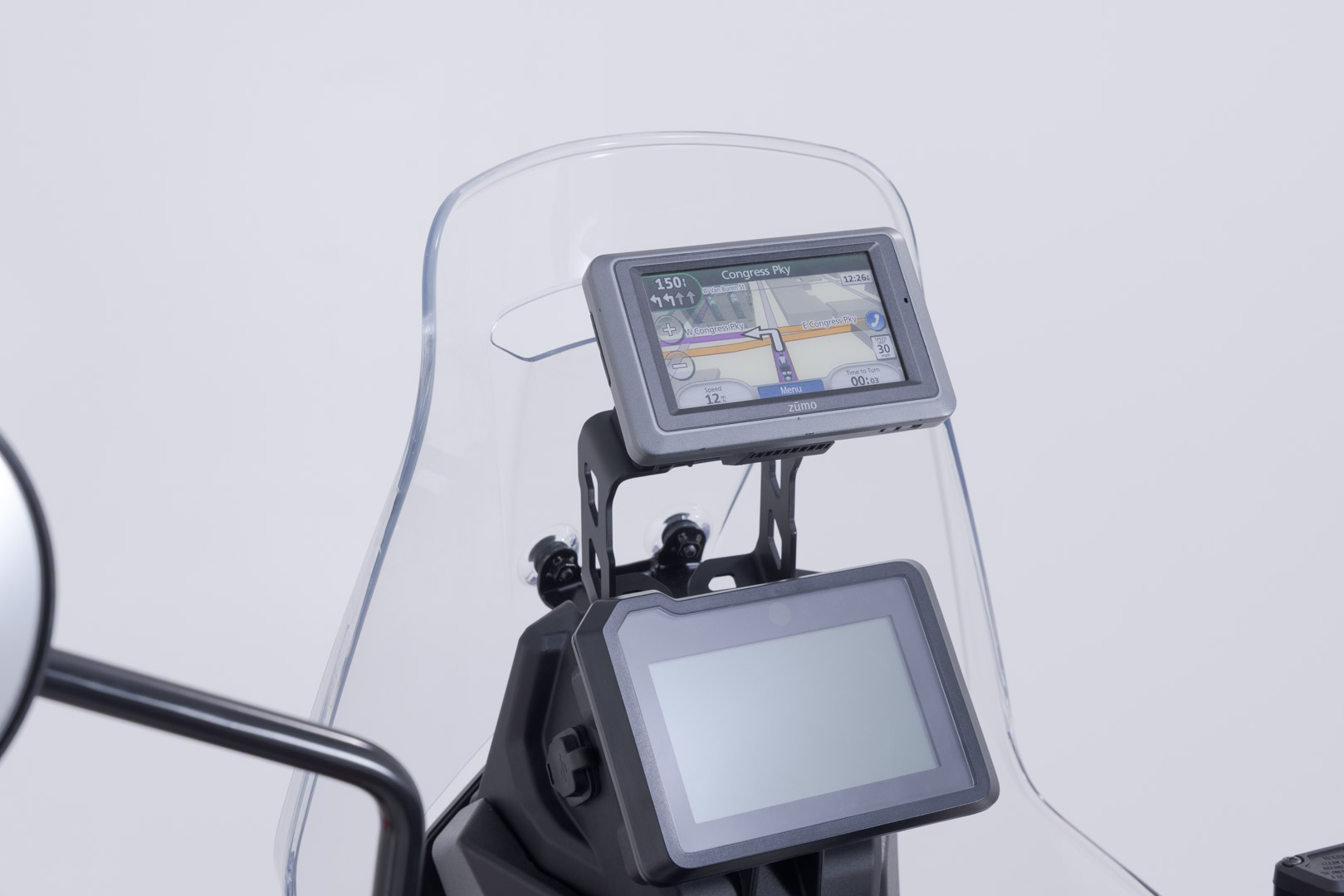 Navi-Halter im Cockpit – Bild 2