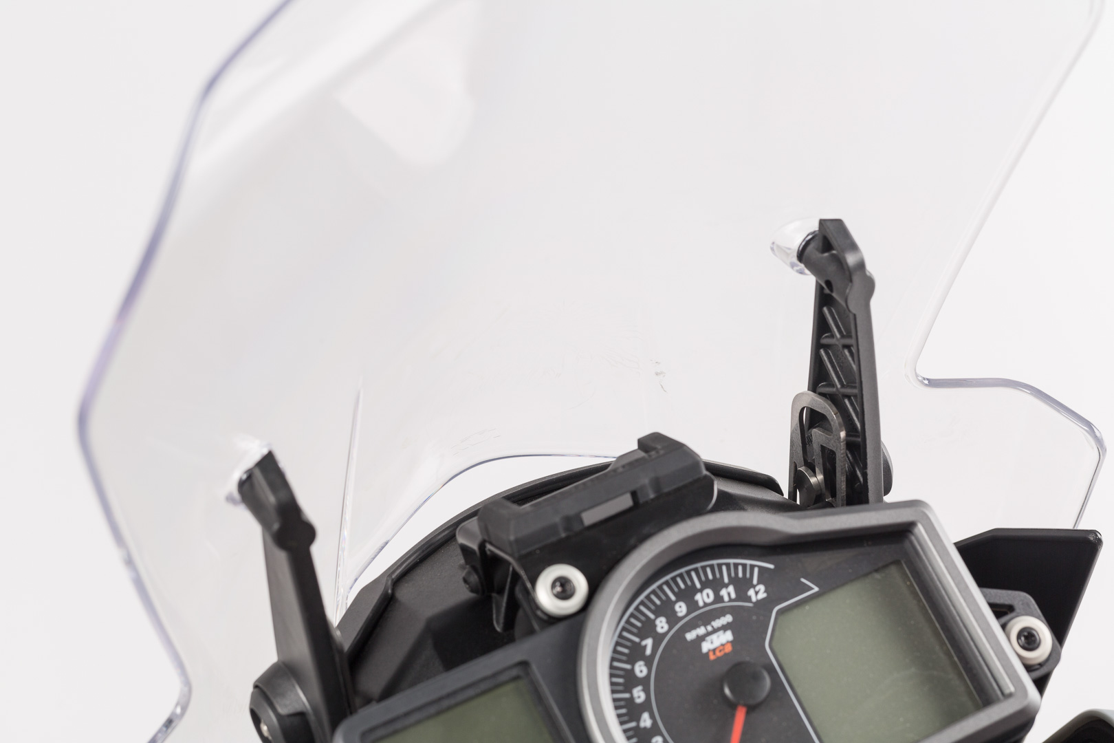 Navi-Halter im Cockpit – Bild 2