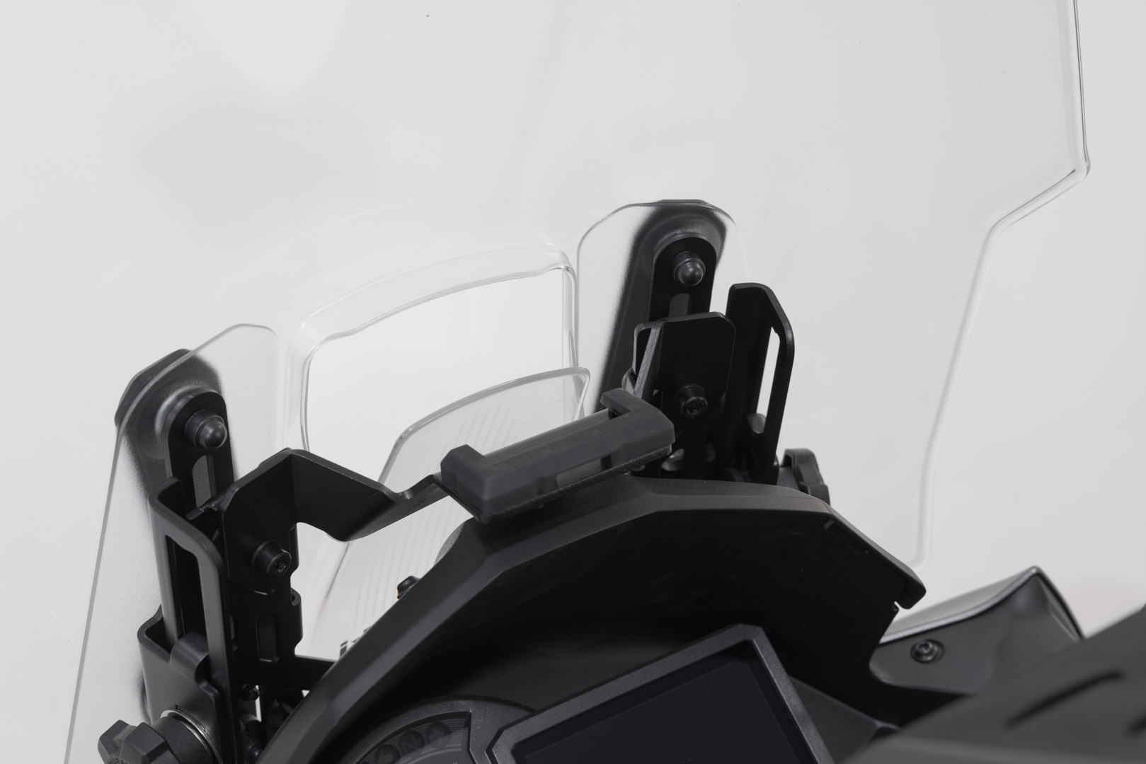 Navi-Halter im Cockpit – Bild 2