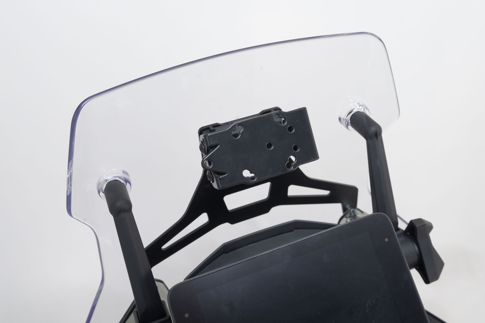 Navi-Halter im Cockpit