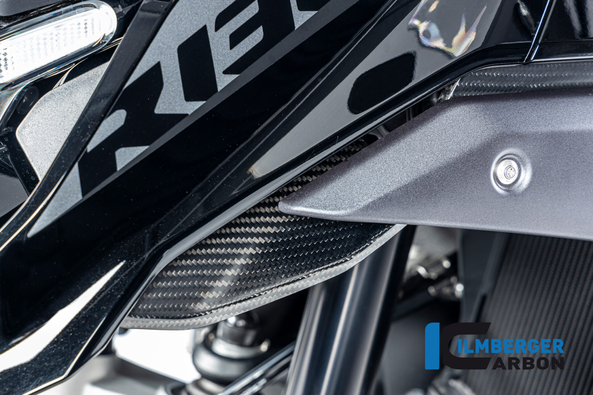Luftauslassverkleidung links matt BMW R 1300 GS ab 2023 BMW R 1300 GS (ab 2023) Carbon