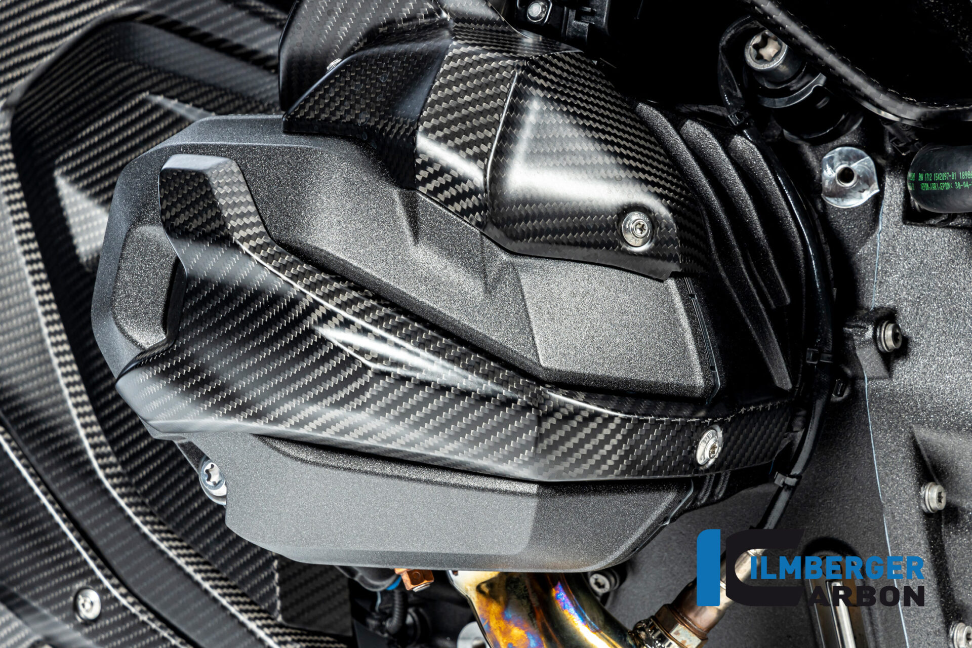 Zündkerzenstecker Abdeckung rechts matt BMW R 1300 GS ab 2023 BMW R 1300 GS (ab 2023) Carbon – Bild 2