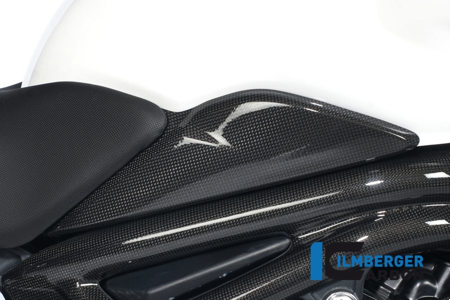 Tankseitendeckel rechts Carbon TRIUMPH Speed Triple (2012-2020) – Bild 4